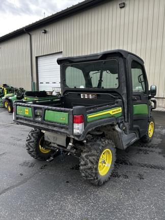 Image of John Deere XUV 835M equipment image 3