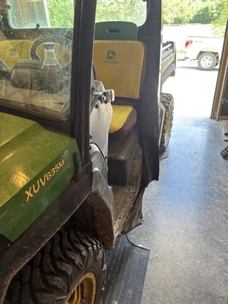 Image of John Deere XUV 835M equipment image 4