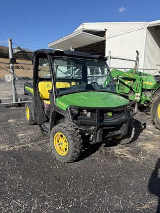 2023 John Deere XUV 835M Equipment Image0