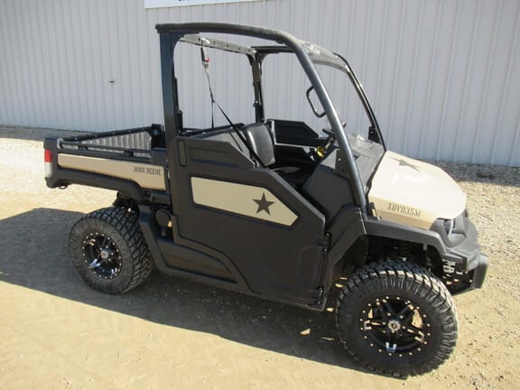 Main image John Deere XUV 835M Honor Edition