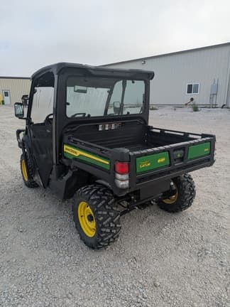 Image of John Deere XUV 835M equipment image 3