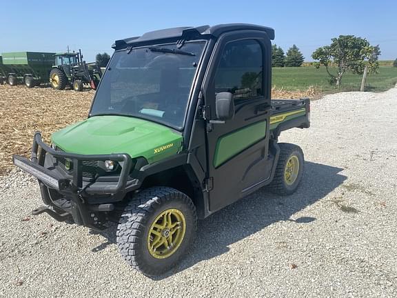 Image of John Deere XUV 835M Primary image