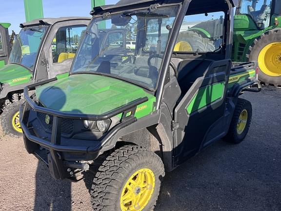 Image of John Deere XUV 835M Primary image