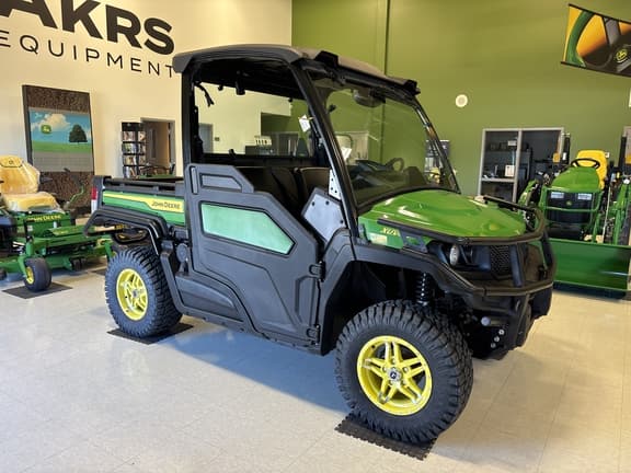 Image of John Deere XUV 835M Primary image