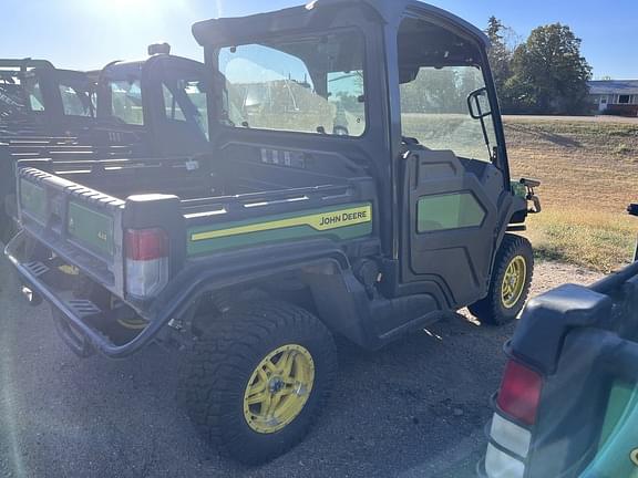 Image of John Deere XUV 835M equipment image 2