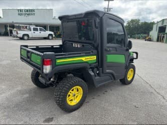 Image of John Deere XUV 835M equipment image 4