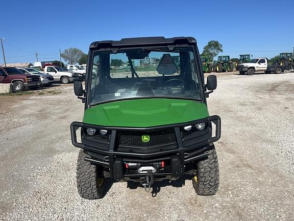 Image of John Deere XUV 835M equipment image 1