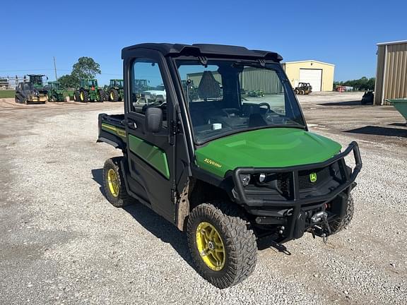 Image of John Deere XUV 835M equipment image 2