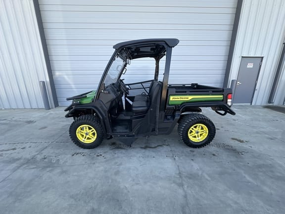 2023 John Deere XUV 835M Equipment Image0