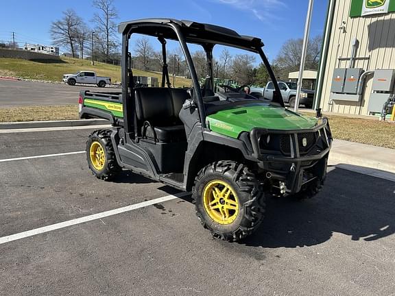 Image of John Deere XUV 835M equipment image 1