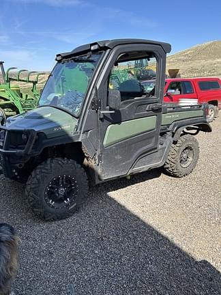 Image of John Deere XUV 835M equipment image 1