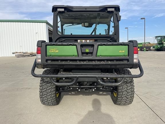 Image of John Deere XUV 835M equipment image 3