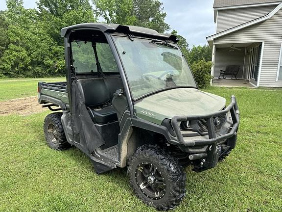 Image of John Deere XUV 835M equipment image 1