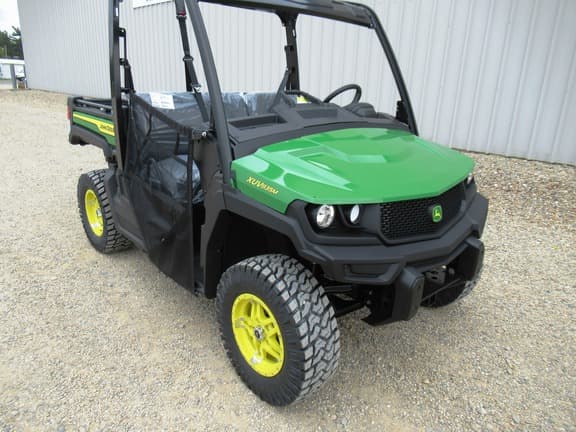 Image of John Deere XUV 835M equipment image 2