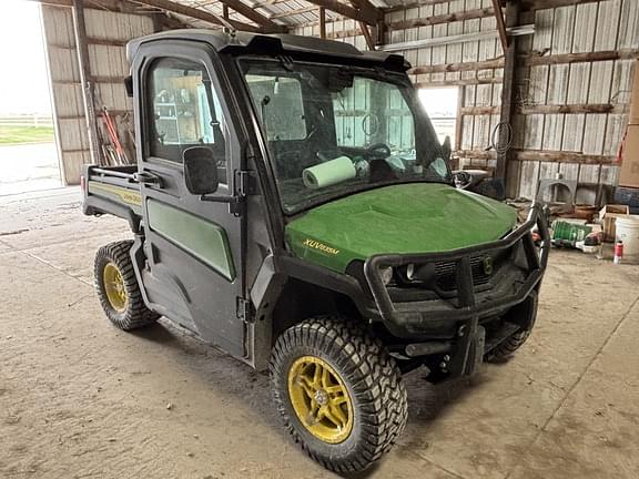 Image of John Deere XUV 835M equipment image 2