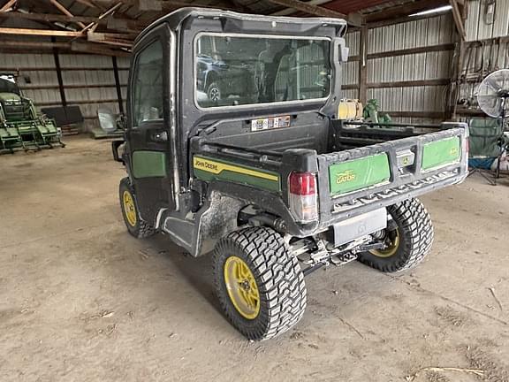 Image of John Deere XUV 835M equipment image 4