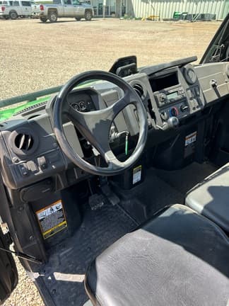 Image of John Deere XUV 835M equipment image 4