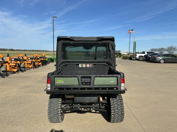 Image of John Deere XUV 835M equipment image 1
