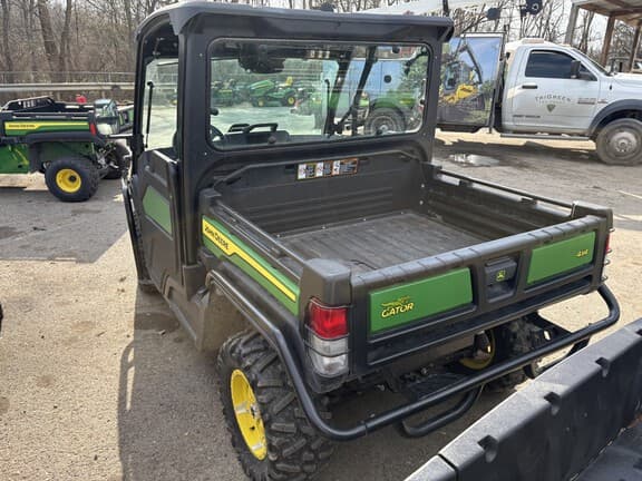 Image of John Deere XUV 835M equipment image 4