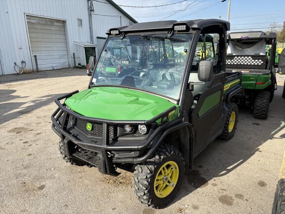 Image of John Deere XUV 835M Primary image
