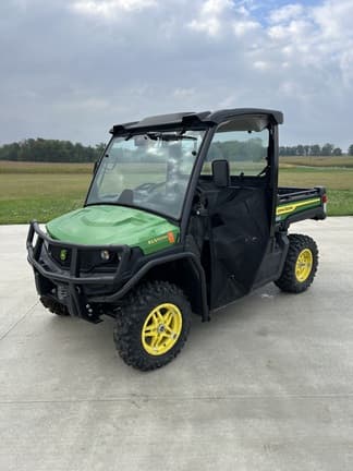 Main image John Deere XUV 835M