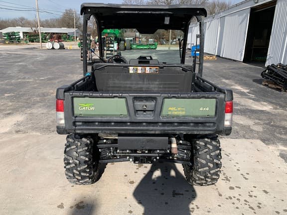 Image of John Deere XUV 835M equipment image 3