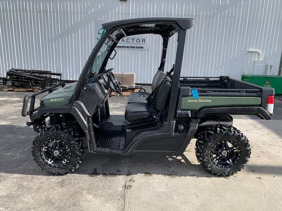 Image of John Deere XUV 835M equipment image 1