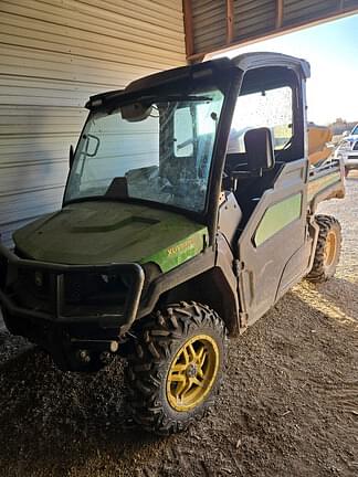 Image of John Deere XUV 835M Primary image