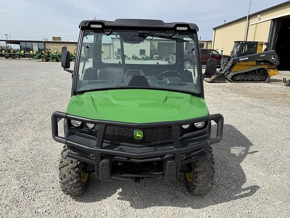 Image of John Deere XUV 835M equipment image 1
