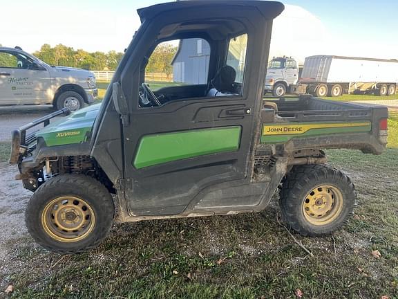 Image of John Deere XUV 835M Primary image