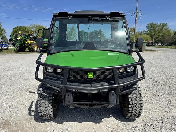 Image of John Deere XUV 835M equipment image 1