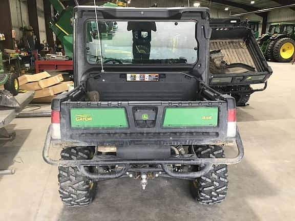 Image of John Deere XUV 835M equipment image 2