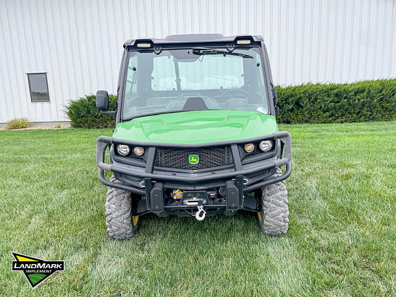 Image of John Deere XUV 835M equipment image 1