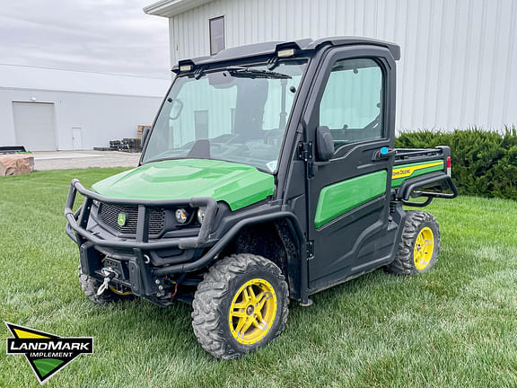 Image of John Deere XUV 835M Primary image