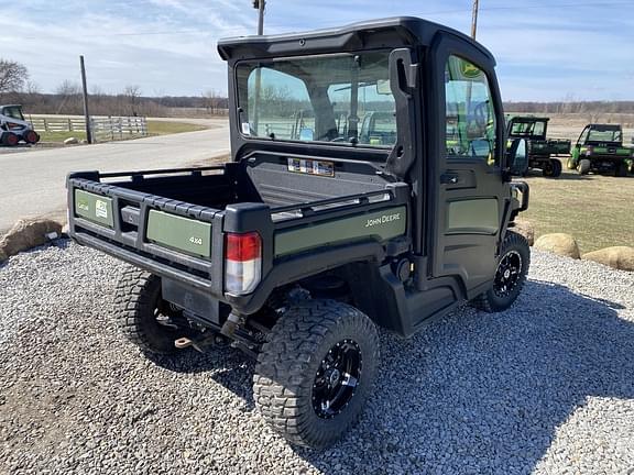 Image of John Deere XUV 835M equipment image 4