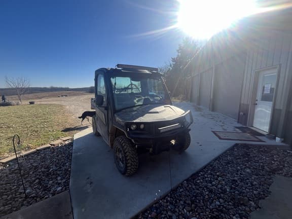 Image of John Deere XUV 835M equipment image 4