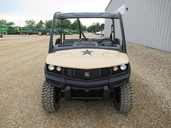 Image of John Deere XUV 835M Honor Edition equipment image 4