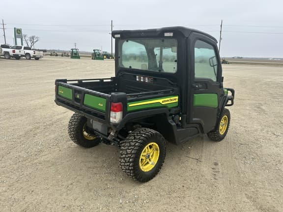 Image of John Deere XUV 835M equipment image 4