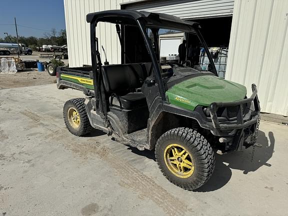 Image of John Deere XUV 835M equipment image 4