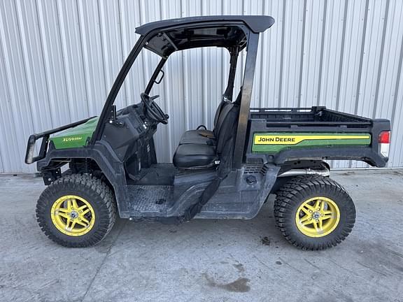 Image of John Deere XUV 835M Primary image