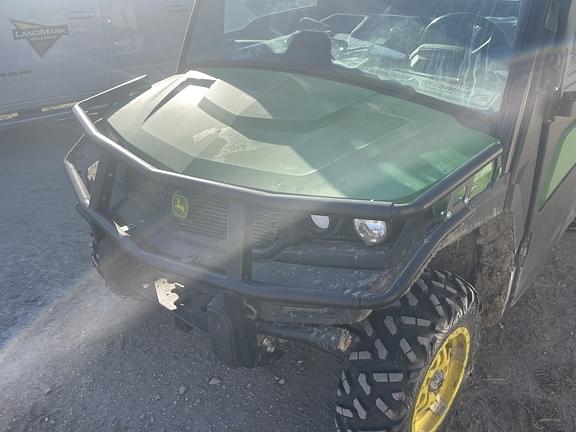 Image of John Deere XUV 835M equipment image 4