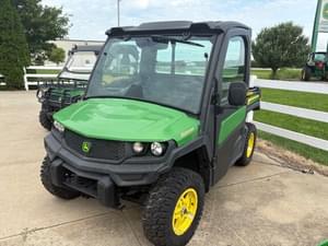 2023 John Deere XUV 835M Image