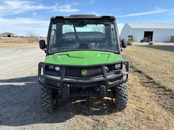 Image of John Deere XUV 835M equipment image 2