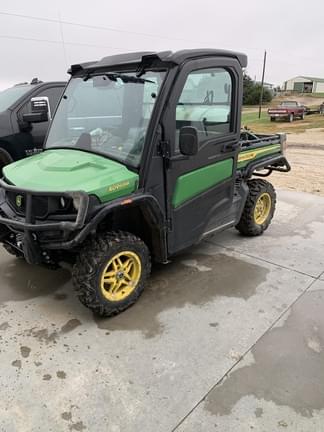Image of John Deere XUV 835M Primary image