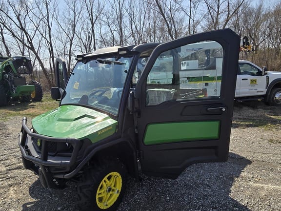 Main image John Deere XUV 835M