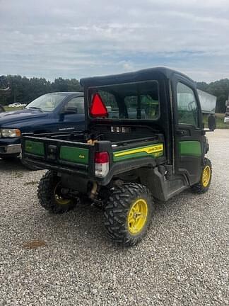 Image of John Deere XUV 835M equipment image 3