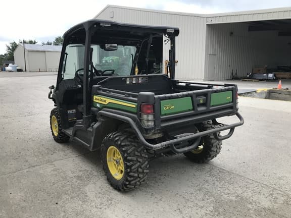 Image of John Deere XUV 835M equipment image 4