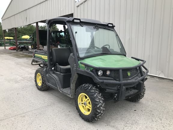 Image of John Deere XUV 835M equipment image 1