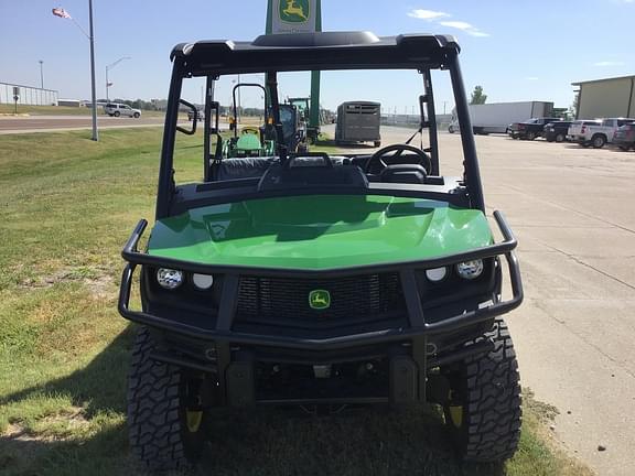 Image of John Deere XUV 835M equipment image 2