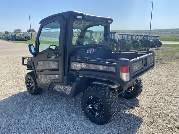 Image of John Deere XUV 835M equipment image 4